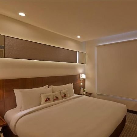 K10 Hotel Vadodara Dış mekan fotoğraf