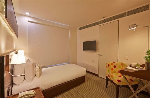 K10 Hotel Vadodara Dış mekan fotoğraf