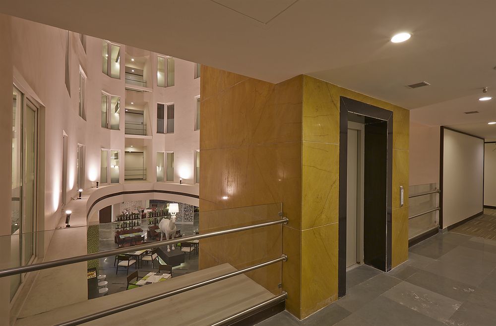K10 Hotel Vadodara Dış mekan fotoğraf