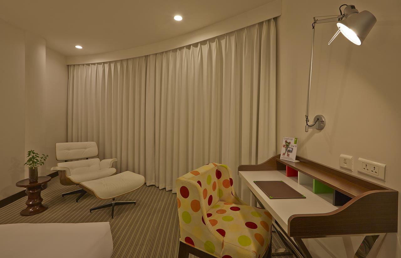 K10 Hotel Vadodara Dış mekan fotoğraf