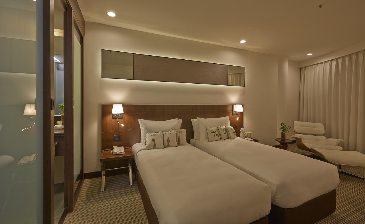 K10 Hotel Vadodara Dış mekan fotoğraf